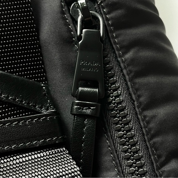 Prada Authentic Logo Stripe Messenger Bag Tessuto - Picture 6 of 16